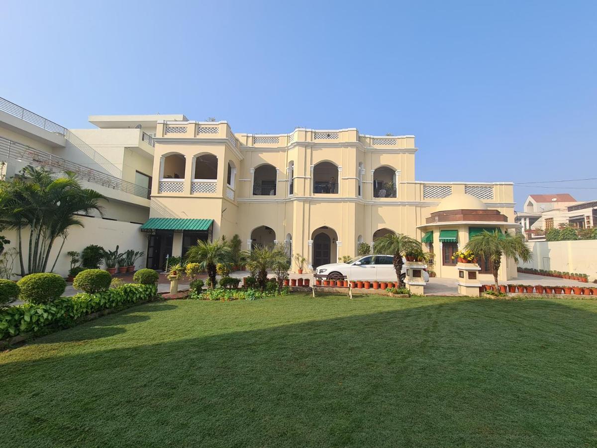 The Heritage Villa Patiāla Exterior photo